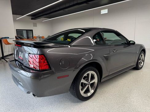 Used 2003 Ford Mustang Mach 1 RWD image 15