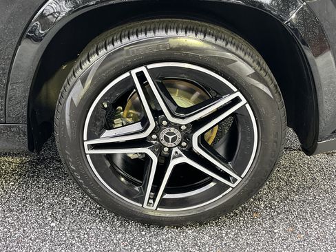 Certified 2024 Mercedes-Benz GLS 450 4MATIC image 18