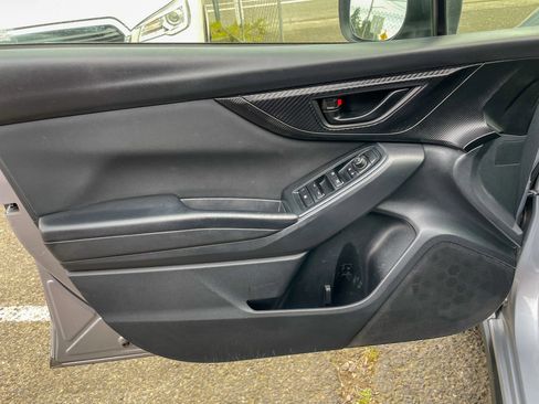 Used 2021 Subaru Crosstrek 2.0i image 10