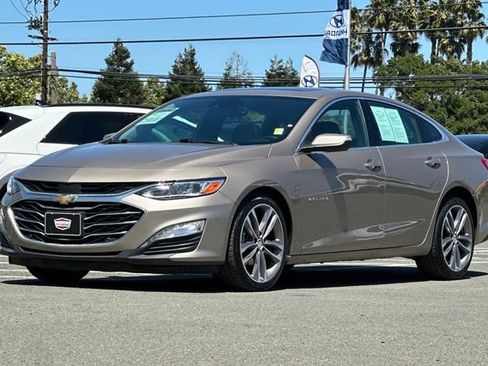 Used 2022 Chevrolet Malibu Premier FWD image 11