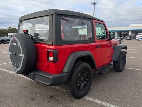 Used 2021 Jeep Wrangler Sport image 4