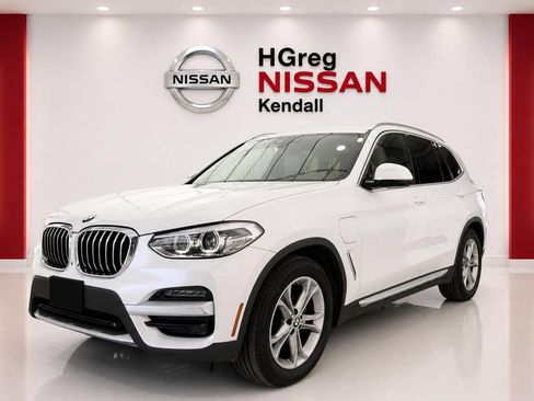 Used 2021 BMW X3 xDrive30e w/ Convenience Package AWD/4WD image 3