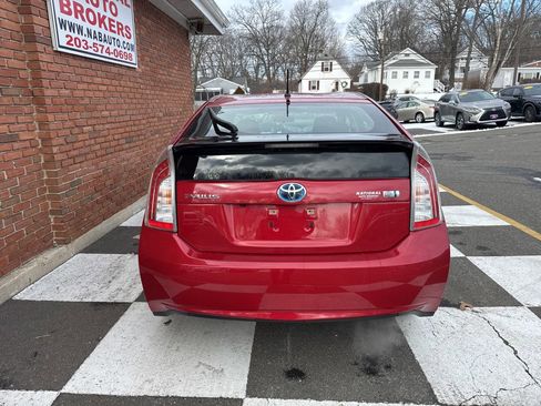 Used 2015 Toyota Prius Two image 8