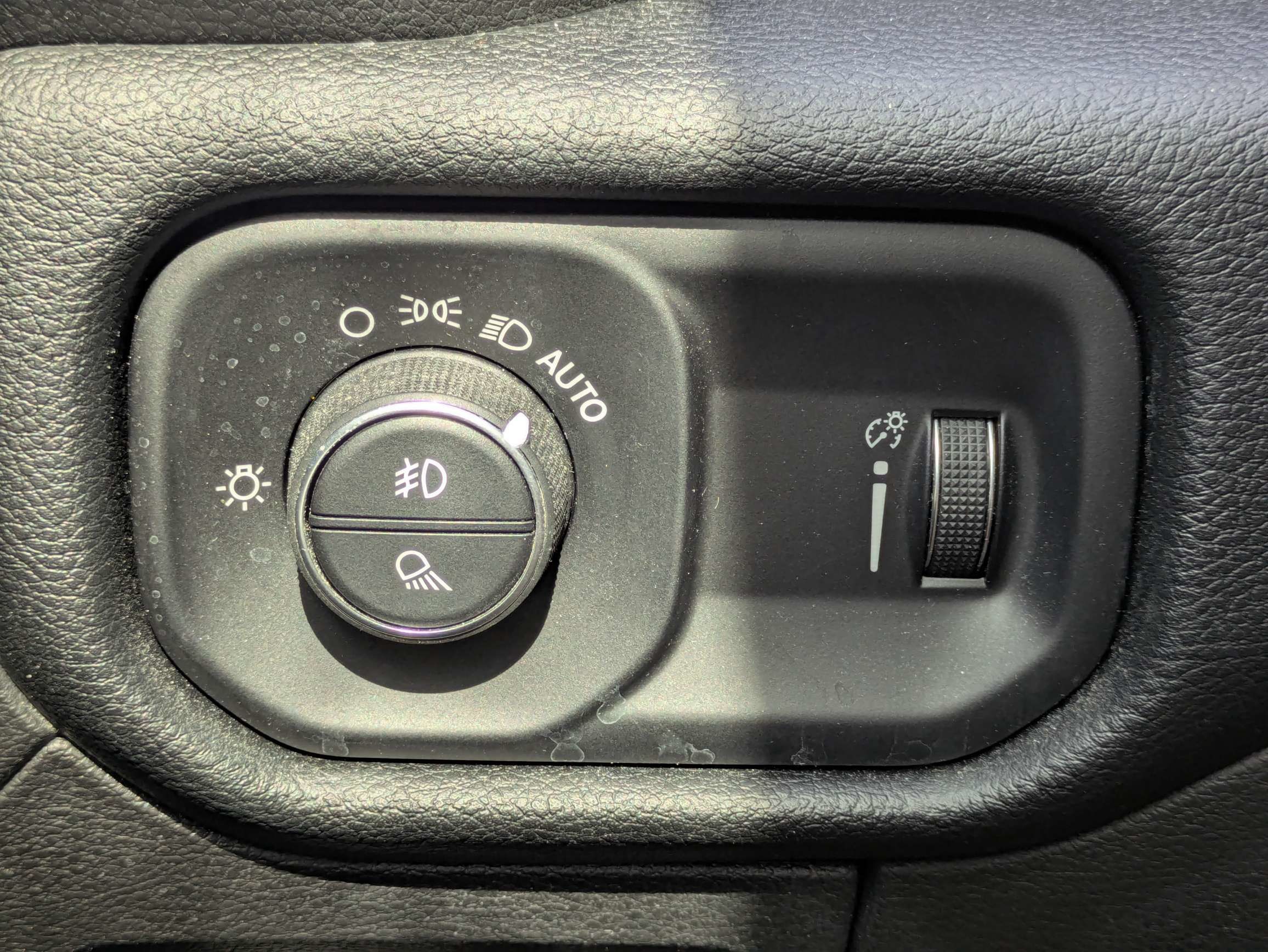 Used 2022 RAM 1500 Big Horn AWD/4WD image 28