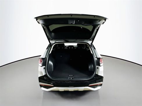 Used 2023 Kia Sportage SX image 28