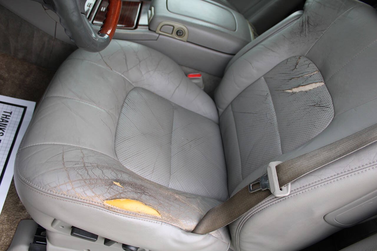 Used 2002 Cadillac Escalade AWD image 17