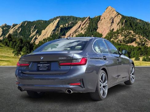 Used 2021 BMW 330i xDrive Sedan w/ Premium Package AWD/4WD image 5