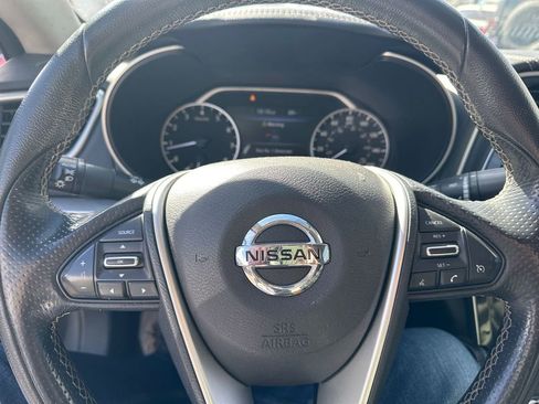 Used 2018 Nissan Maxima 3.5 SV image 10