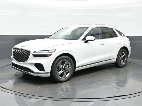 New 2026 Genesis GV70 2.5T Advanced image 2