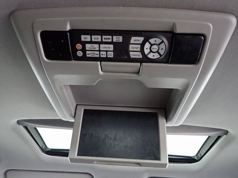 Used 2016 Honda Pilot Elite image 8