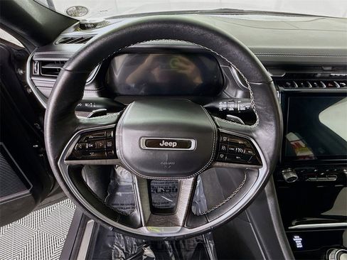 Used 2022 Jeep Grand Cherokee Overland image 23