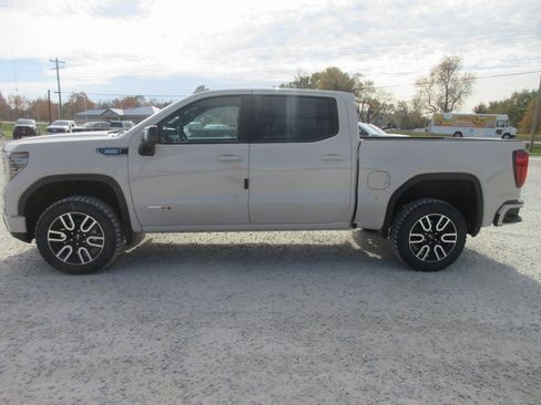 New 2026 GMC Sierra 1500 AT4 image 10