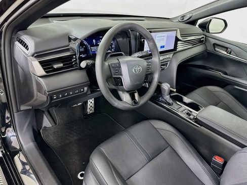 Used 2026 Toyota Camry XSE w/ Premium Plus Package FWD image 9