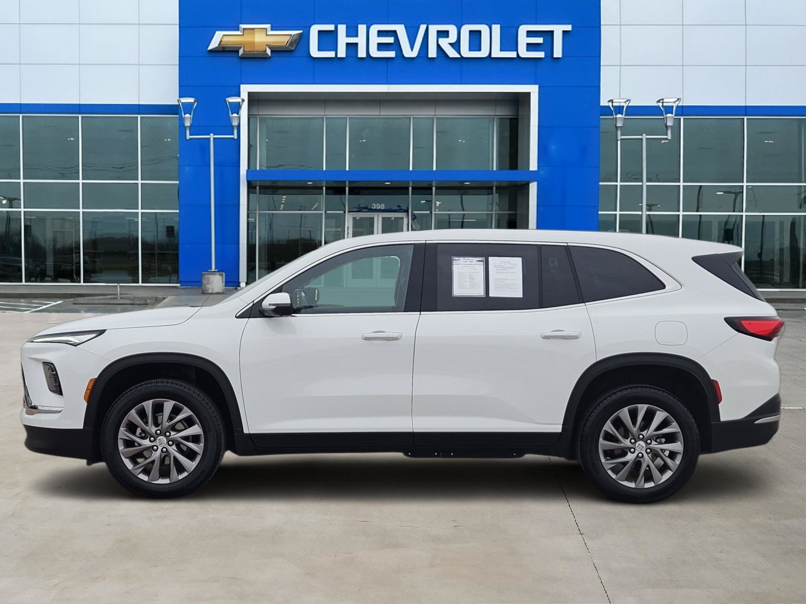 Used 2026 Buick Enclave Preferred w/ Power Package FWD image 3
