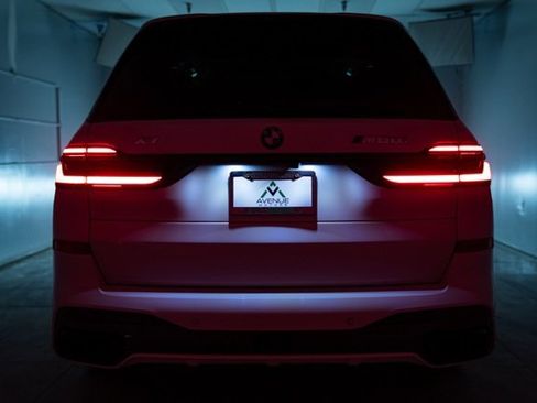 Used 2026 BMW X7 M60i image 40