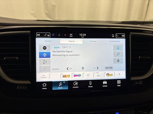 New 2026 Chrysler Voyager LX image 15