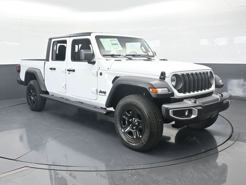 New 2026 Jeep Gladiator Sport image 8