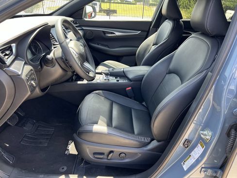 Used 2023 INFINITI QX55 Luxe w/ Cargo Package AWD/4WD image 9
