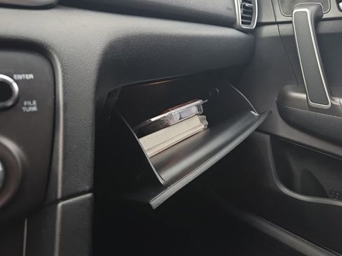 Used 2021 Kia Sportage LX image 30