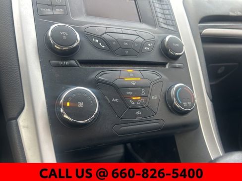 Used 2013 Ford Fusion SE image 12