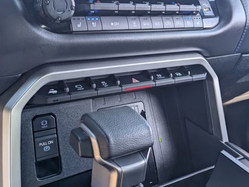 Used 2024 Toyota Tundra Platinum image 25