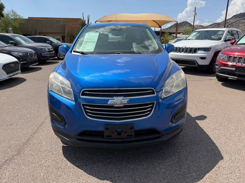 Used 2015 Chevrolet Trax LS FWD image 2