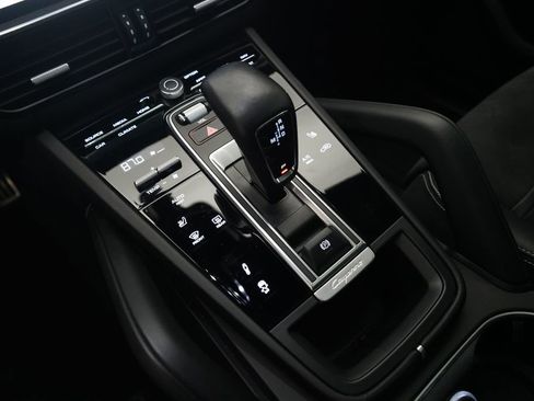 Certified 2023 Porsche Cayenne GTS AWD/4WD image 25