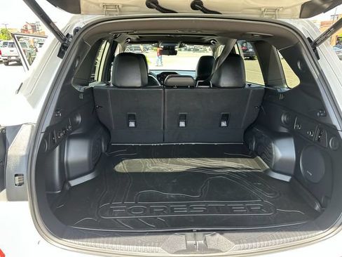 Used 2025 Subaru Forester Touring AWD/4WD image 35
