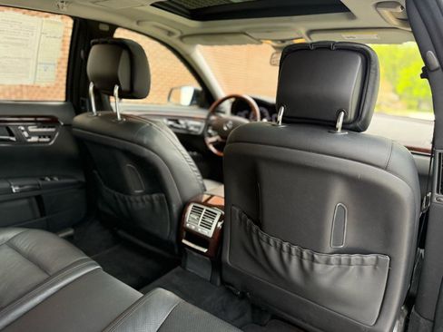 Used 2013 Mercedes-Benz S 550 4MATIC image 34