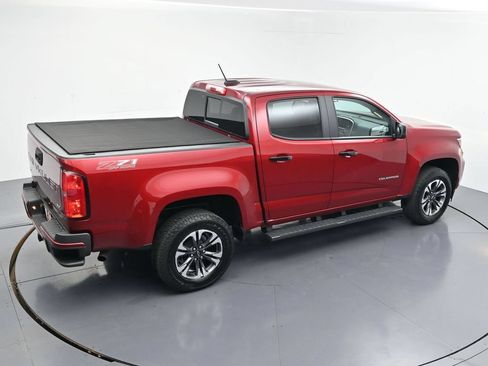 Used 2021 Chevrolet Colorado Z71 AWD/4WD image 5