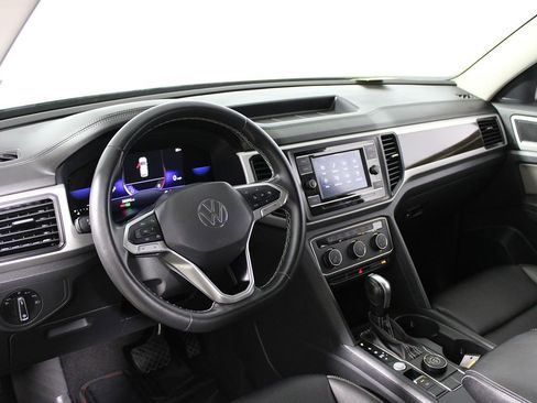 Used 2022 Volkswagen Atlas SE image 8
