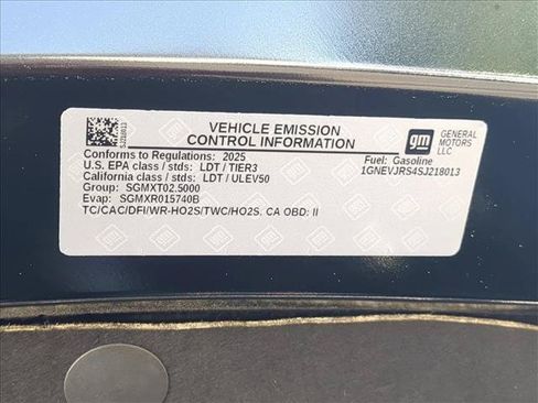Used 2025 Chevrolet Traverse Z71 AWD/4WD image 27