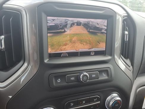 New 2026 GMC Sierra 1500 Pro AWD/4WD image 19