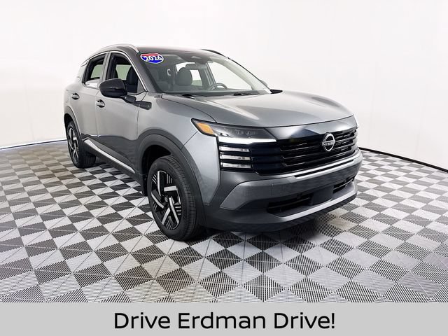 Certified 2026 Nissan Kicks SV FWD image 1