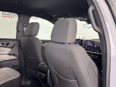 Used 2026 Chevrolet Traverse LT w/ Driver Confidence Package FWD image 21
