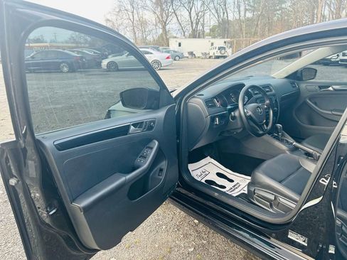 Used 2016 Volkswagen Jetta SEL w/ Lighting Package FWD image 19