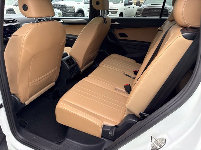 Used 2023 Volkswagen Tiguan SE R-Line FWD image 22