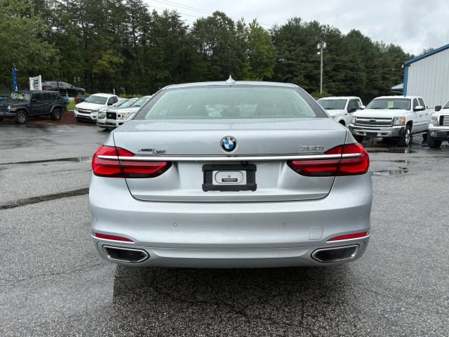 Used 2017 BMW 750i xDrive AWD/4WD image 4
