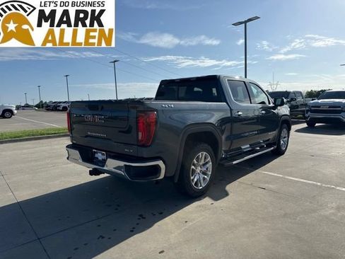 Used 2019 GMC Sierra 1500 SLT w/ SLT Premium Plus Package AWD/4WD image 5