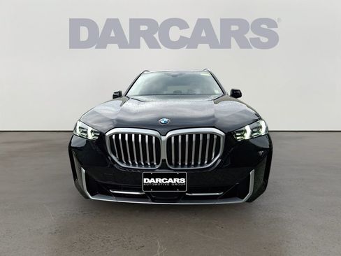 Certified 2024 BMW X5 xDrive40i w/ Premium Package AWD/4WD image 2