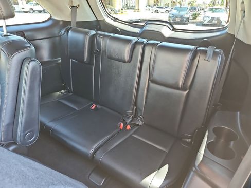 Used 2016 Toyota Highlander Limited image 34