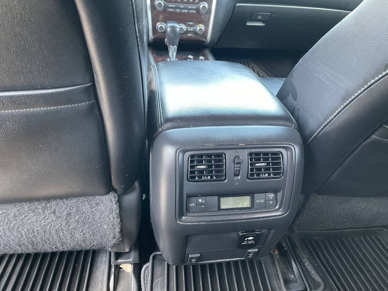 Used 2015 Nissan Pathfinder 4WD image 18