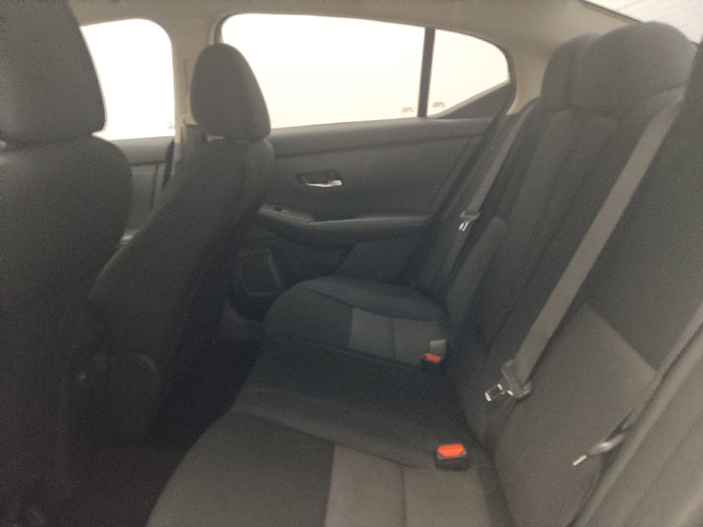 Used 2021 Nissan Sentra SV FWD image 18