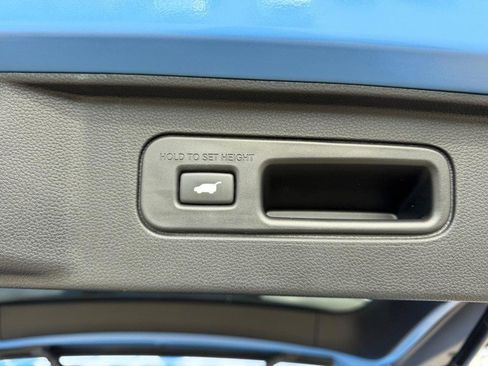 Used 2024 Honda Pilot TrailSport image 5