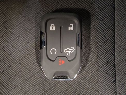 Used 2021 Chevrolet Silverado 1500 LT image 32