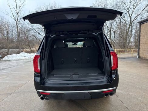 Used 2022 GMC Yukon Denali image 24
