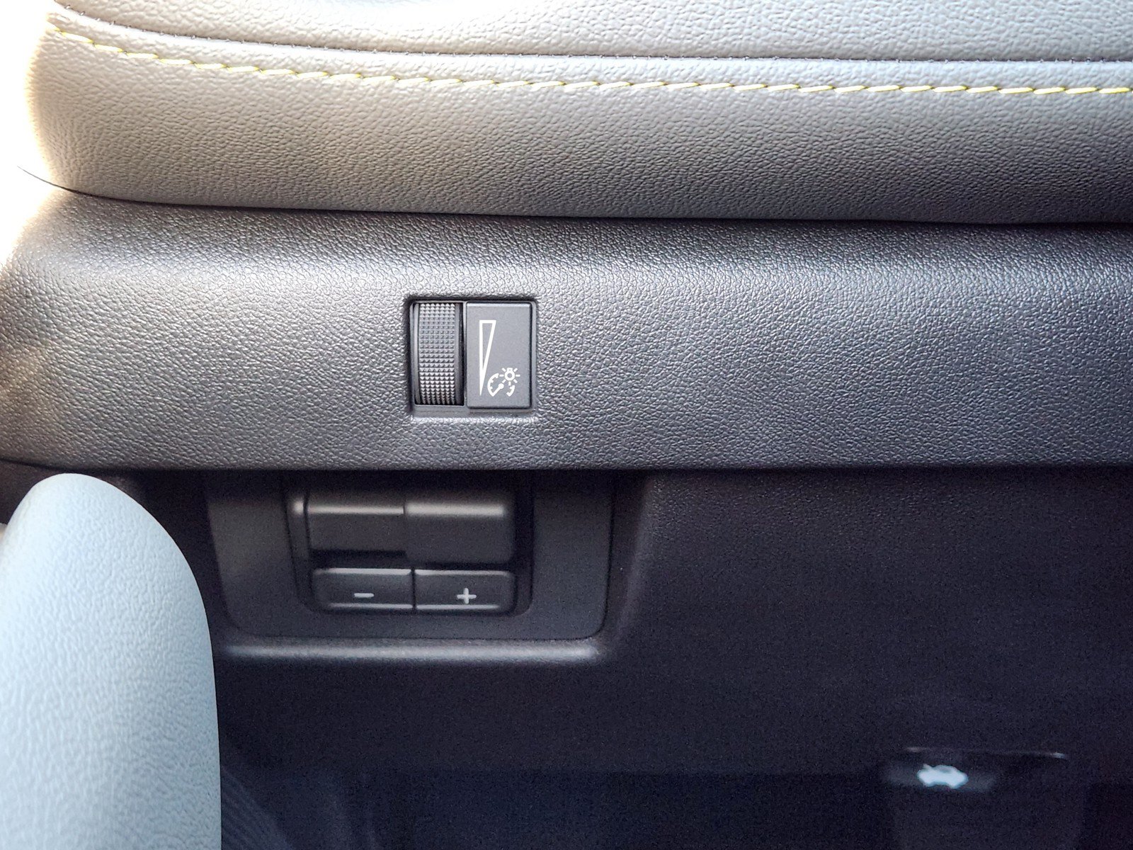 Used 2026 Chevrolet Colorado ZR2 AWD/4WD image 19