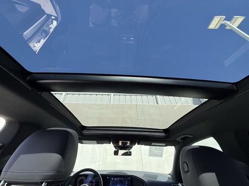 Used 2024 Mercedes-Benz GLE 350 4MATIC image 6