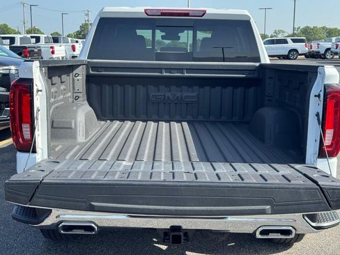 Certified 2024 GMC Sierra 1500 SLT w/ SLT Premium Plus Package AWD/4WD image 4