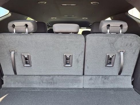 New 2026 Chevrolet Traverse LT image 18